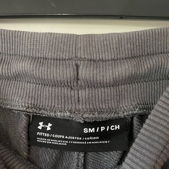 Under Armour S - Picture 2 of 4